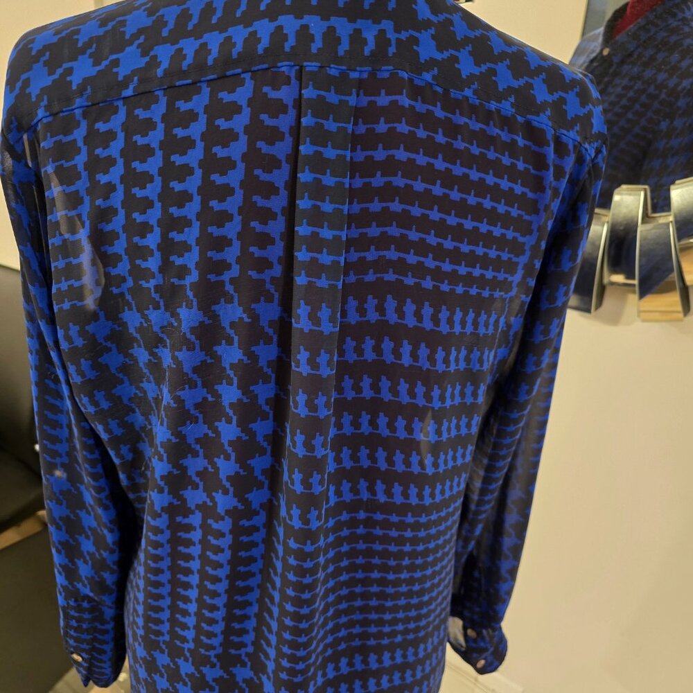 Two by Vince Camuto Long-Sleeved Blouse - Picture 5 of 5